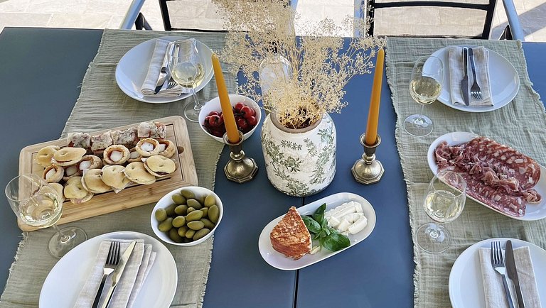 Relax a Lucca: Terrazza, Stile e Parcheggio