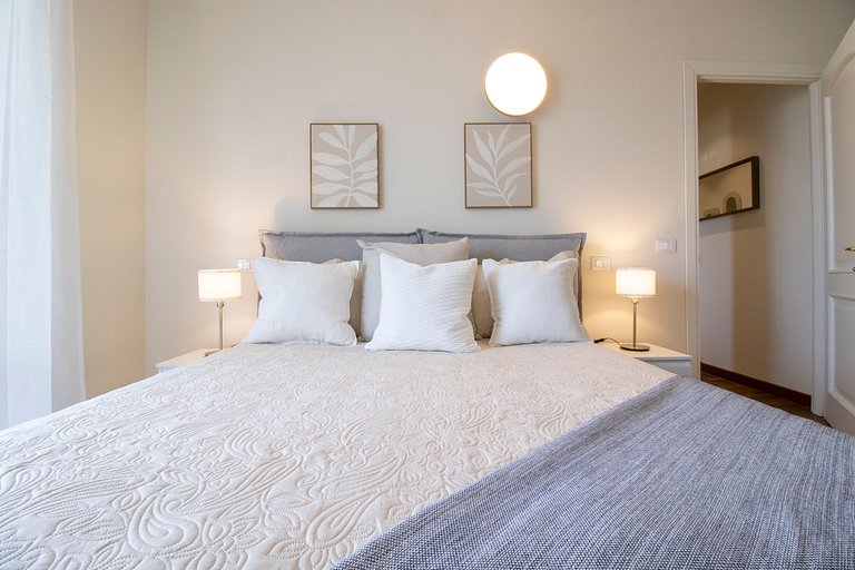 Appartamento con Terrazza e Parcheggio a Lucca