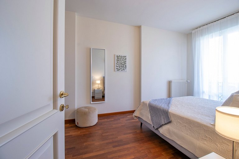 Relax a Lucca: Terrazza, Stile e Parcheggio