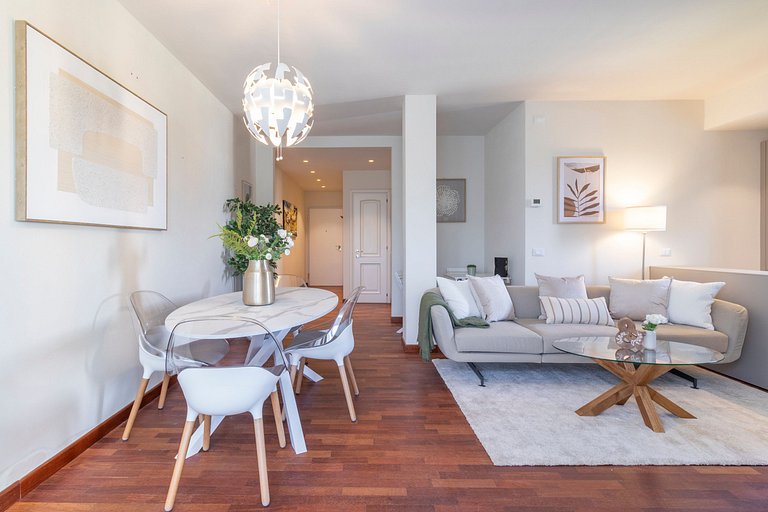 Appartamento con Terrazza e Parcheggio a Lucca